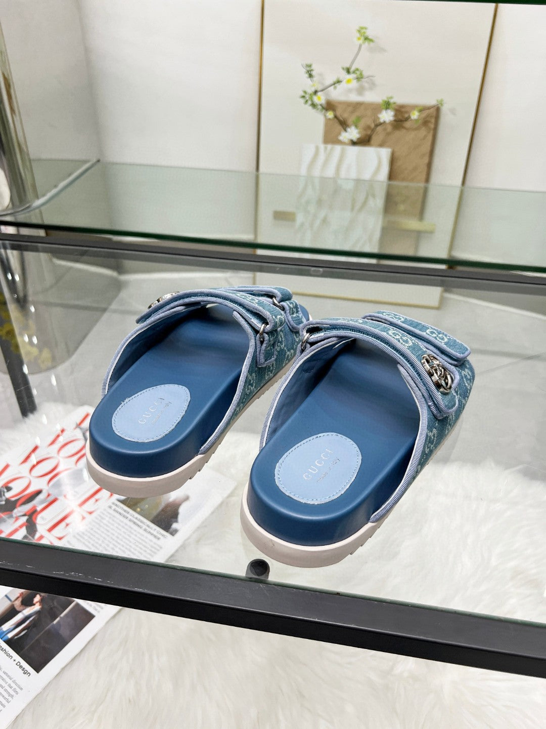 Z2R65B10  Popular high-quality shoes