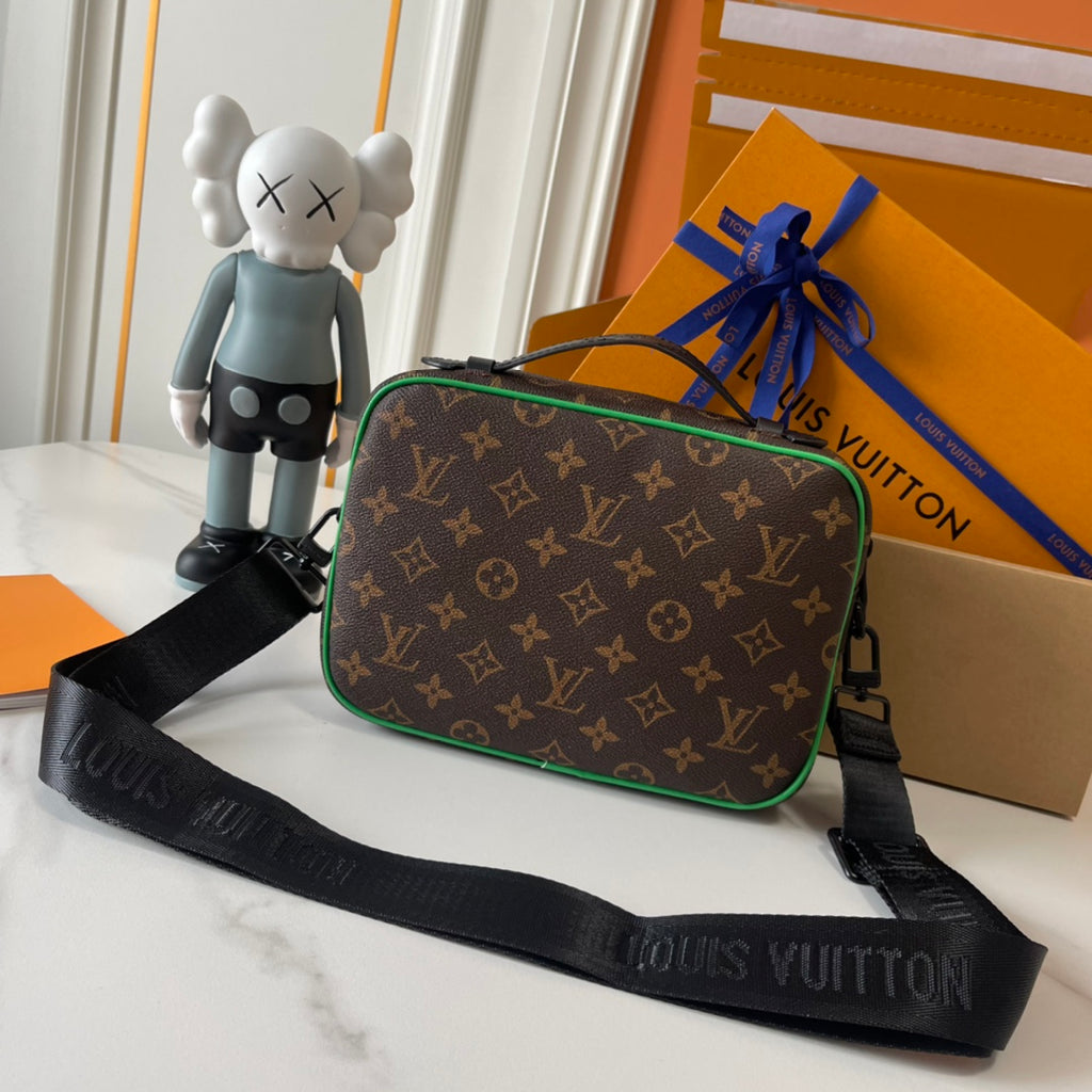B1W15E38 Popular  leather bag