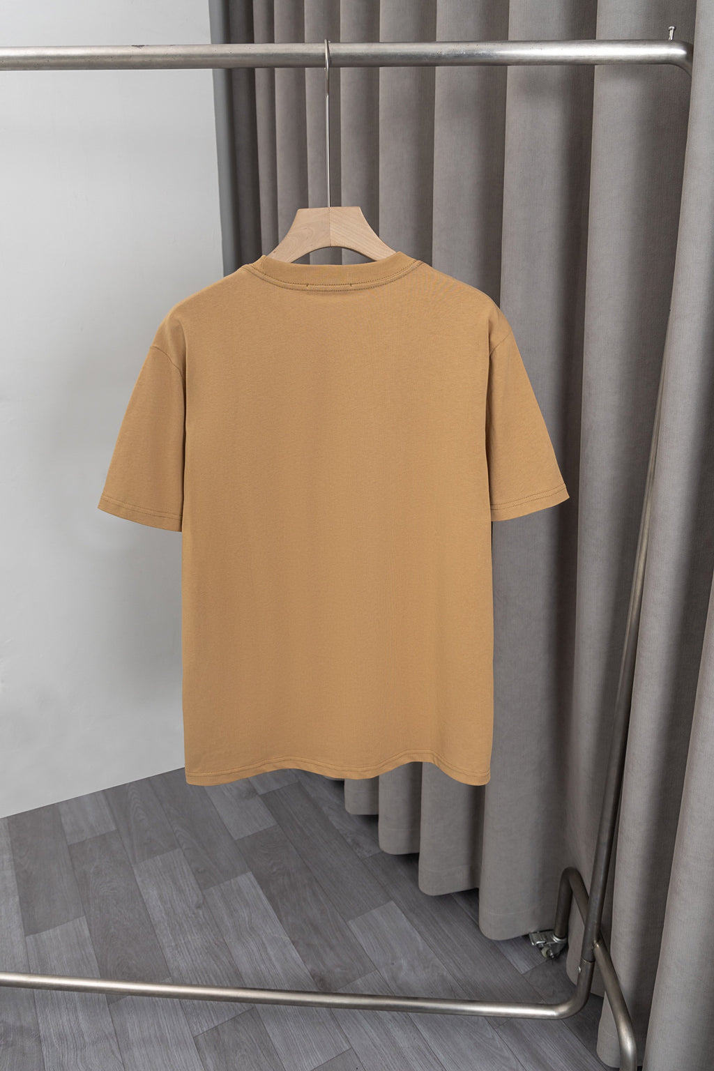 U1W25A4  Popular T-shirts