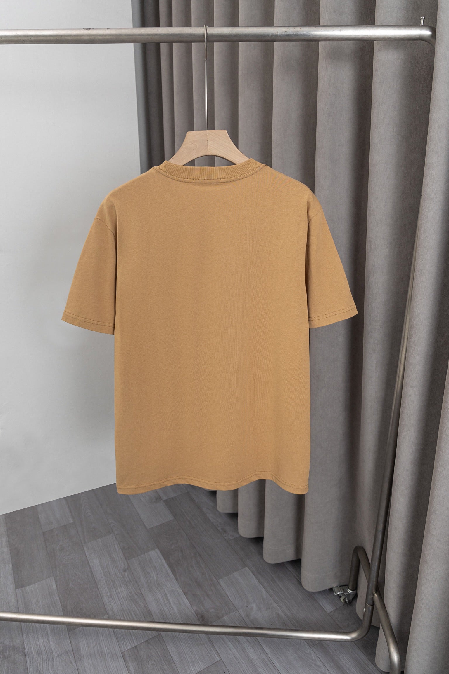 U1W25A4  Popular T-shirts