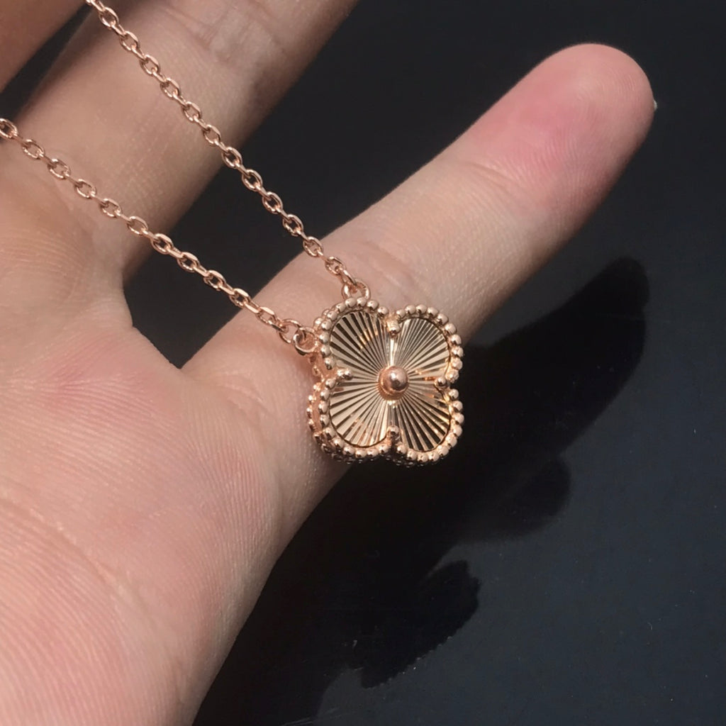 X5X63VA202X Popular rings,earrings, bracelets,necklaces