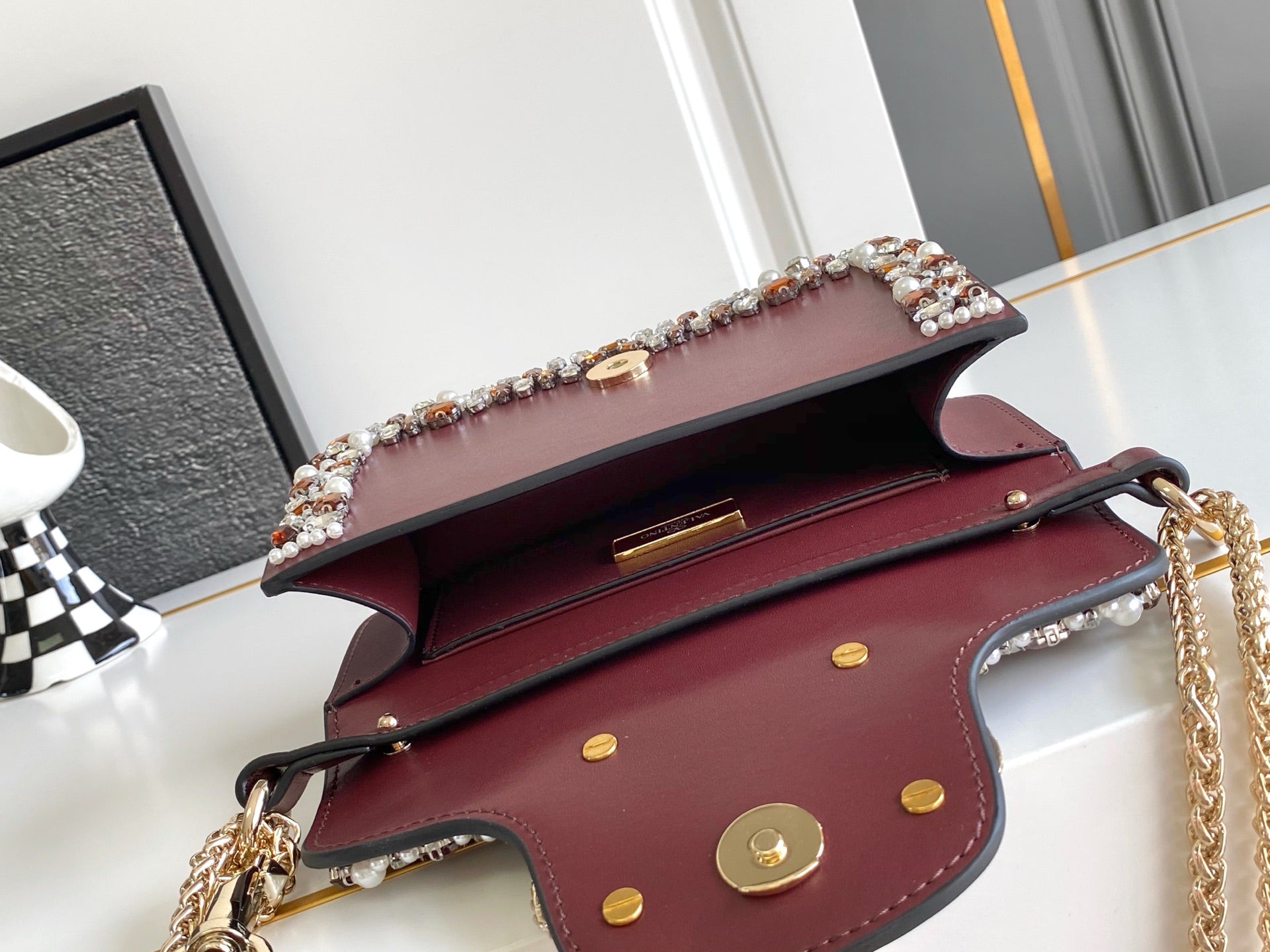 B1P36A74 Popular leather bag