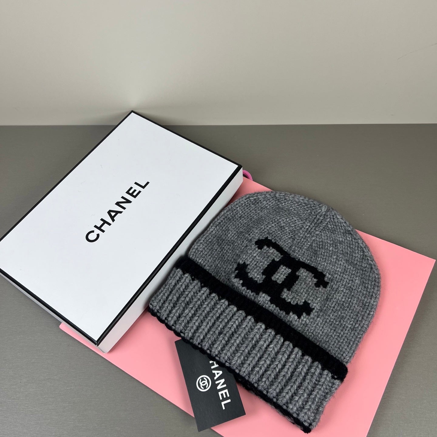 M1R86C3 Popular hats