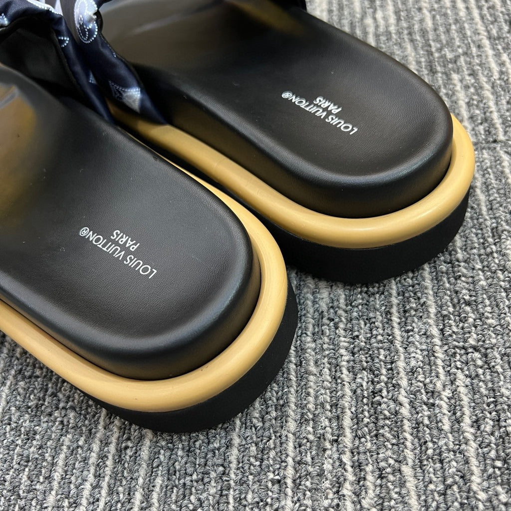 Z5XE118 Popular leather quality Slippers