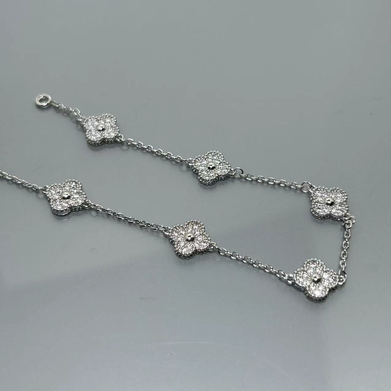 X5X94VA183K  Popular bracelets 6 flowers mini size 0.9cm flower