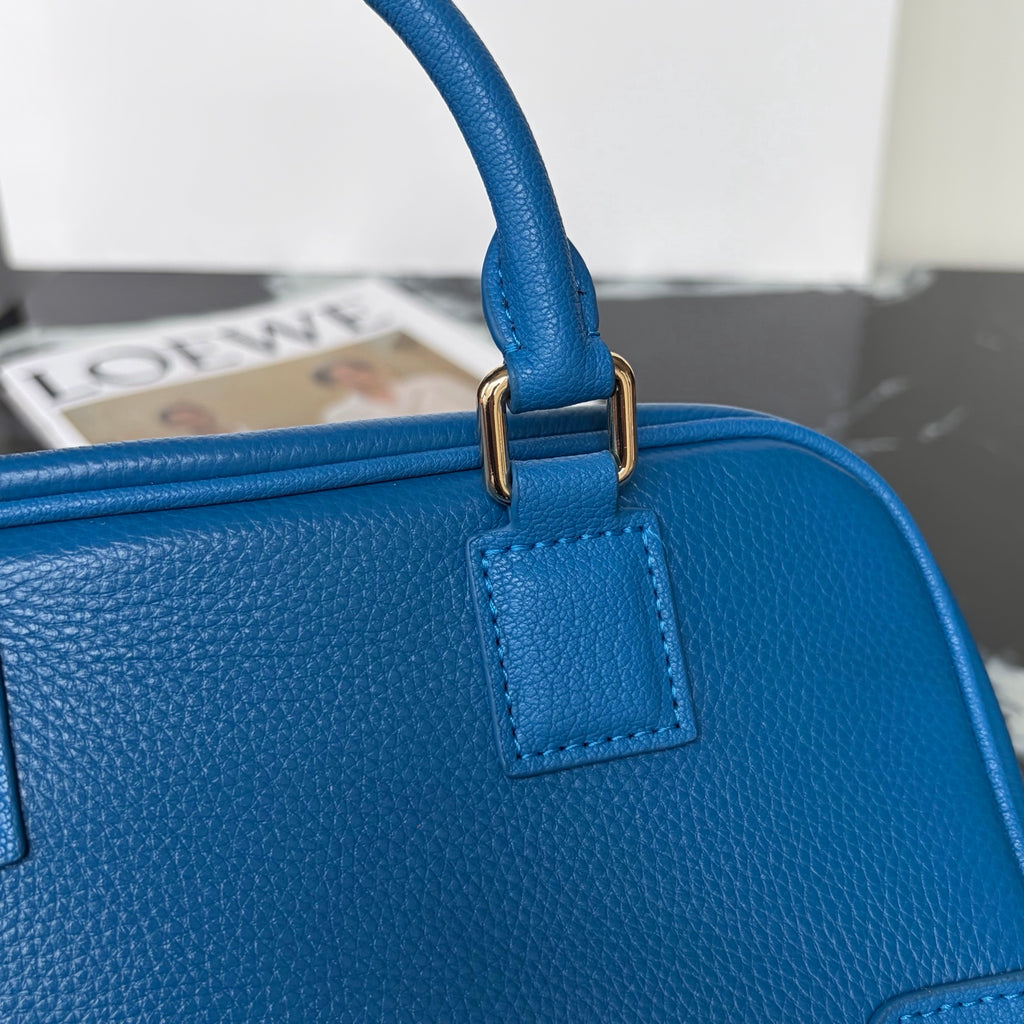 B1R66A12 Popular leather bag