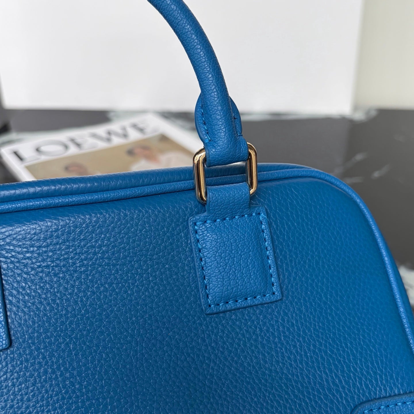 B1R66A12 Popular leather bag