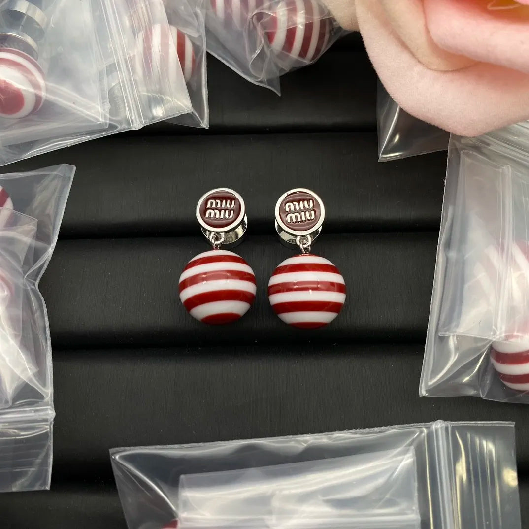 X1Z94A993E Popular  Earrings