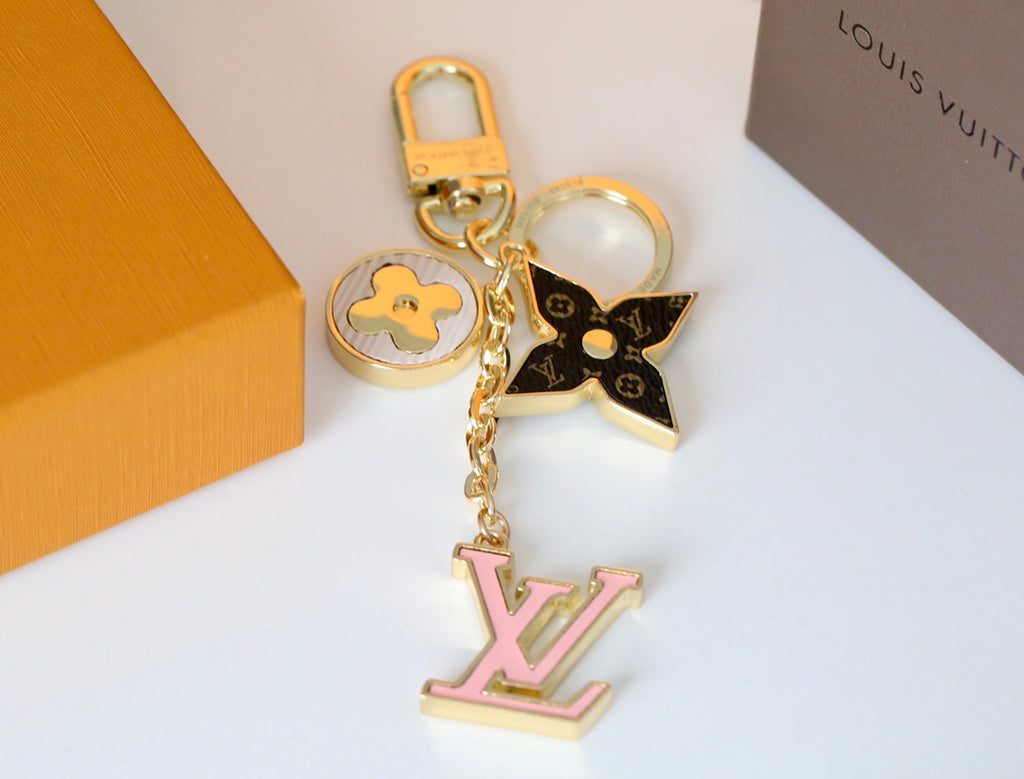 A1X65E13  Popular Keychains
