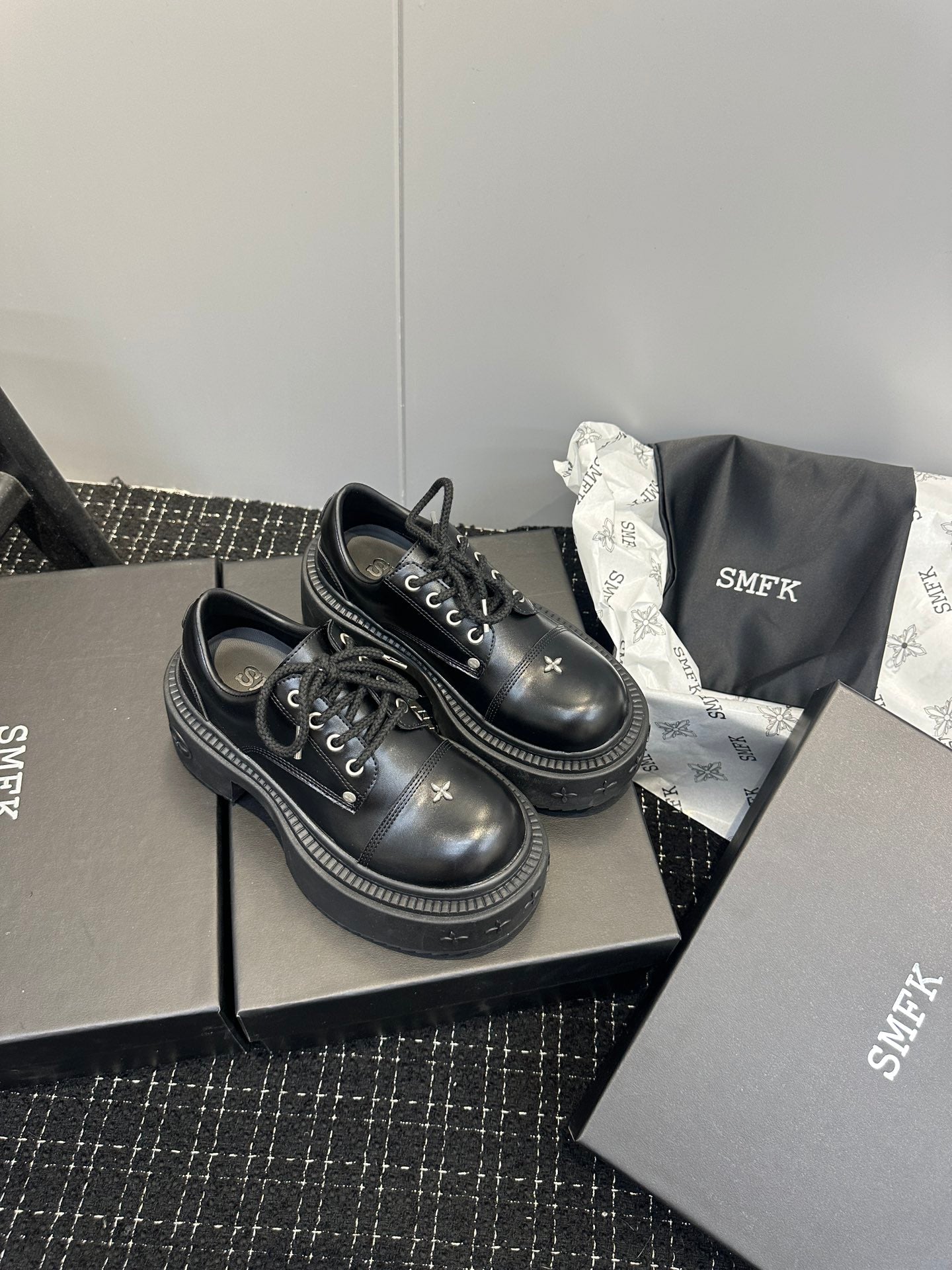 Z1Q105A343 Popular  Shoes