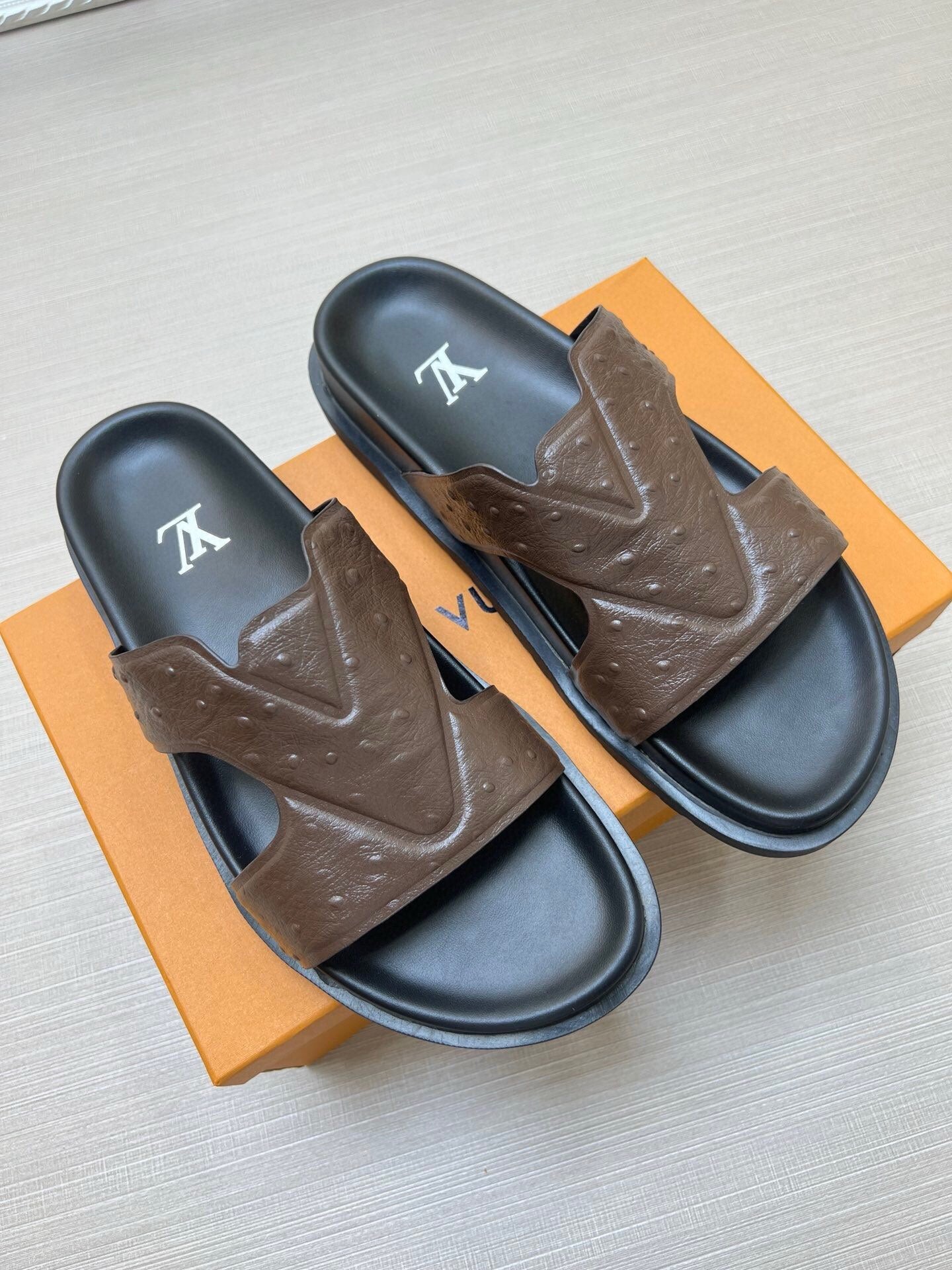 Z5LE227 Popular Slippers