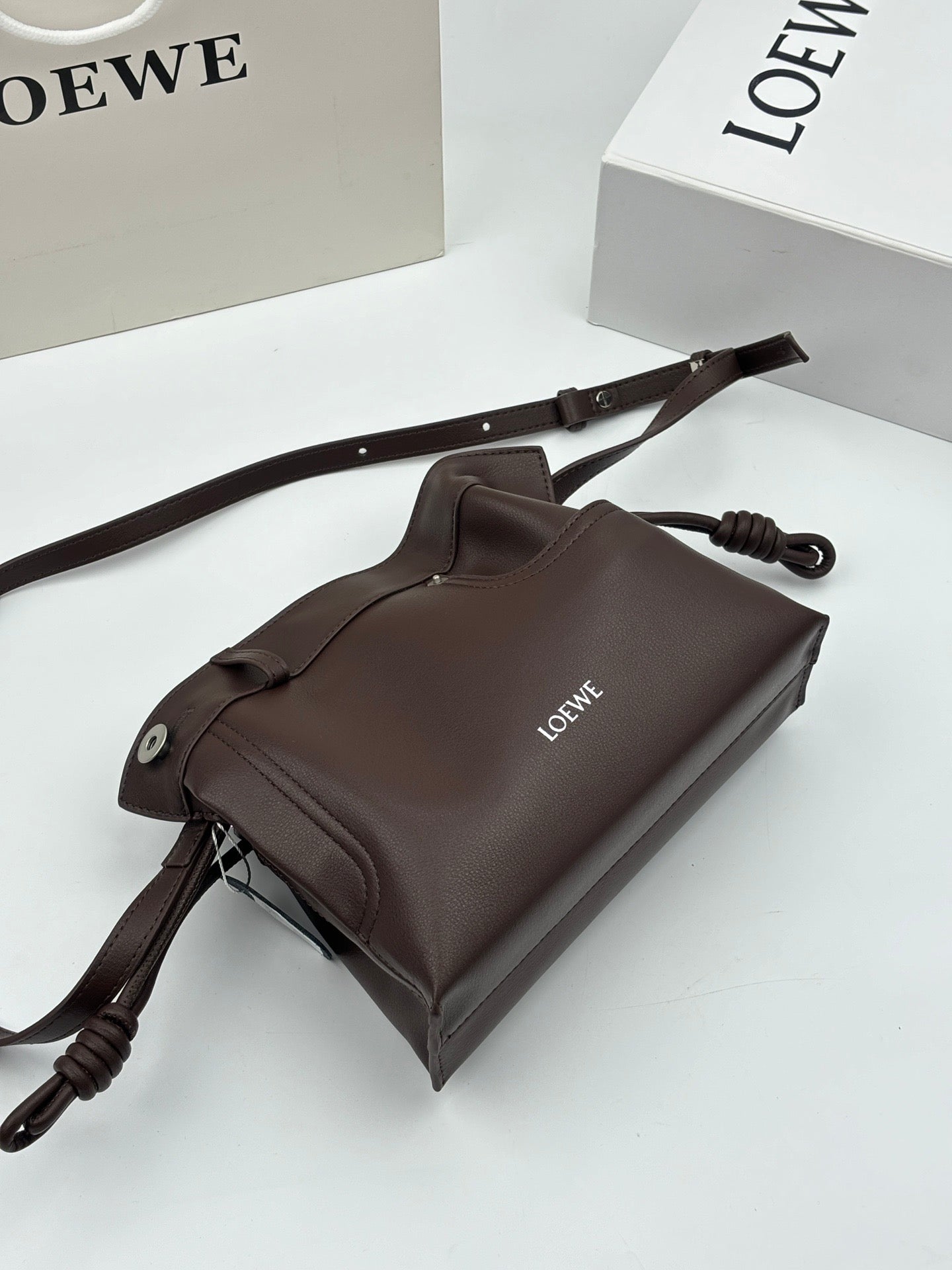 B1P36A47 Popular leather bag