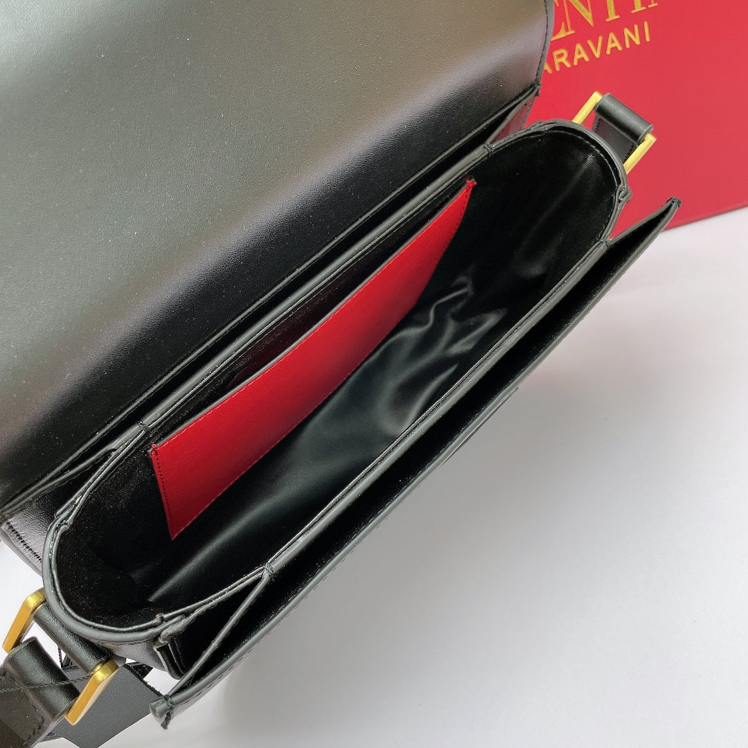 B5X111VL45 Popular  leather bag 