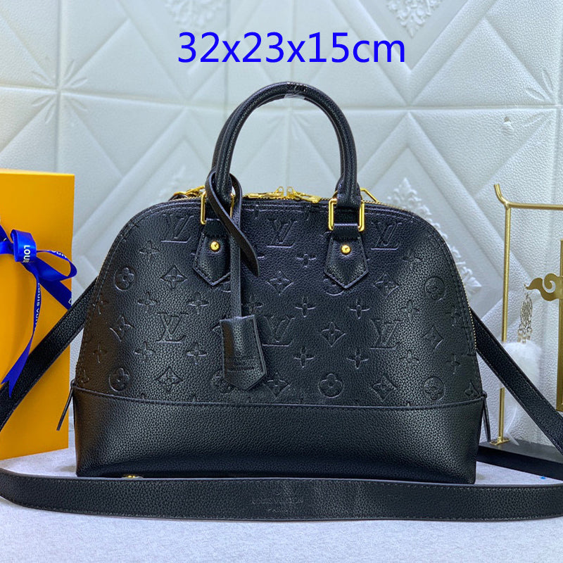 B12X44E319 Popular  leather bag 