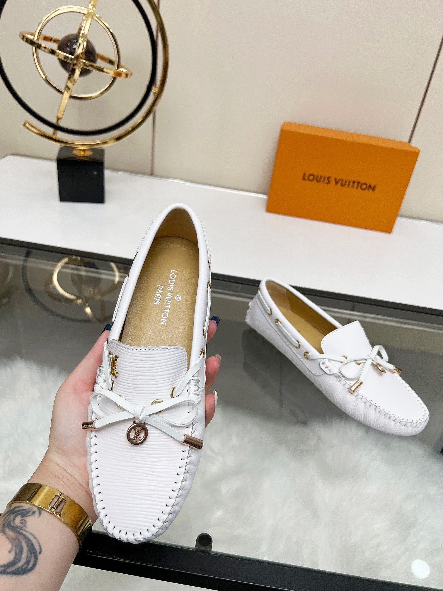 Z2Q95E16 Popular high-quality leather shoes
