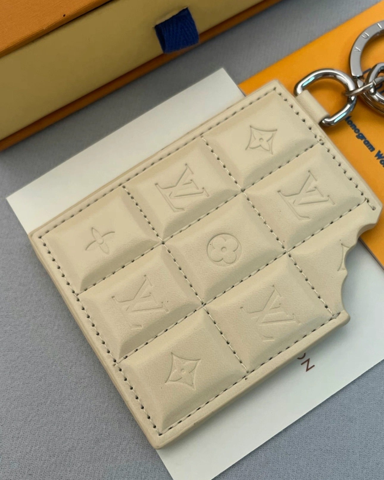 A1R85E6 Popular bag 's charms accessories