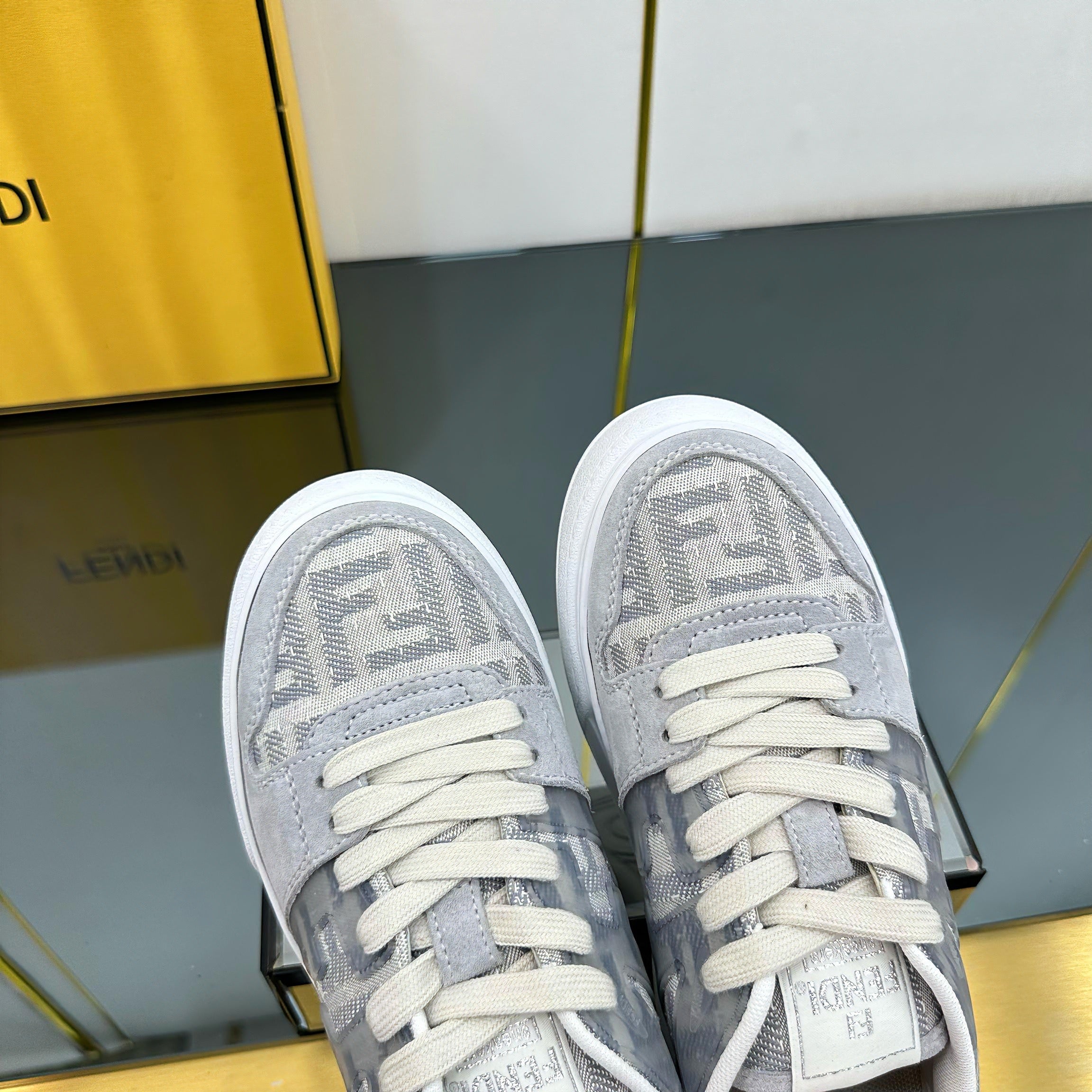 Z2Q105F418 Popular high-quality Shoes