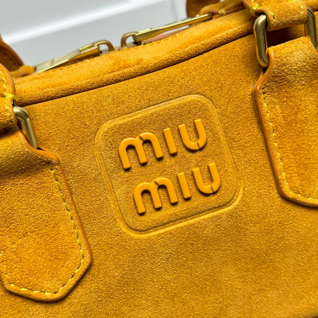 B1P36A27 Popular bag