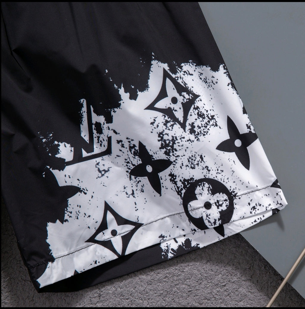 U1N36E2 Popular shorts