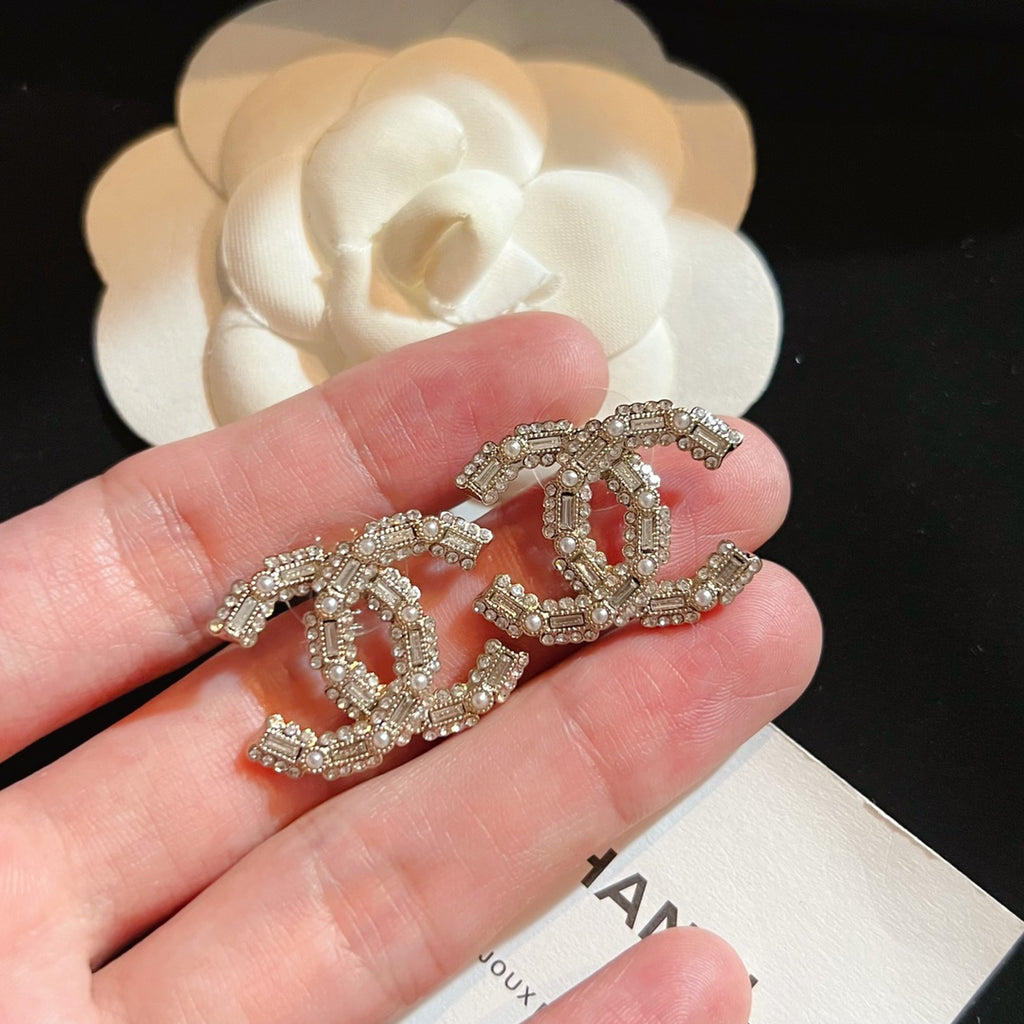 X1Z94C842E Popular Earrings