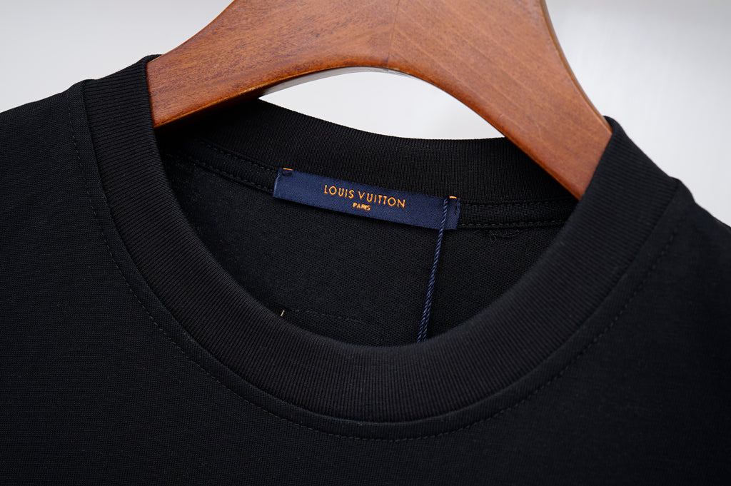 U1N45E7 Popular T-shirt