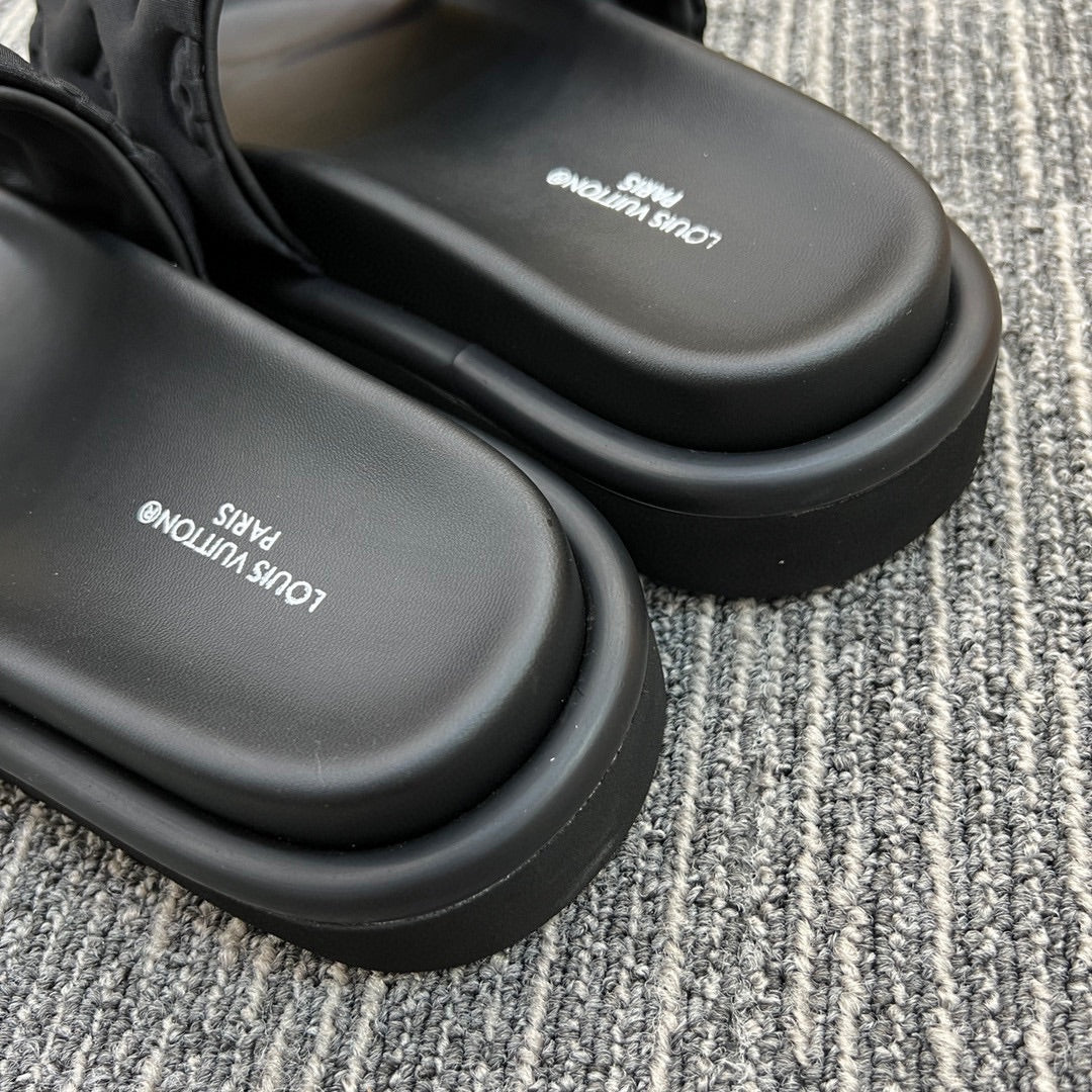 Z5XE119 Popular leather quality Slippers