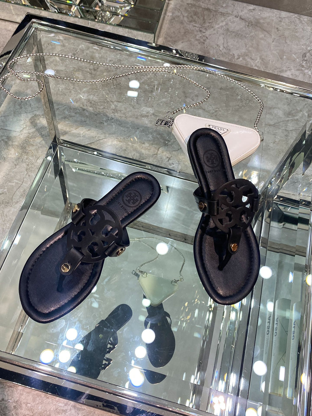 Z2Z85A3  Popular leather Shoes
