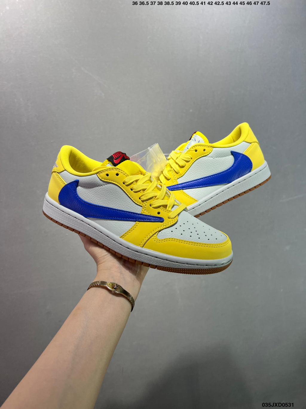 Z4N65A11  Popular shoes