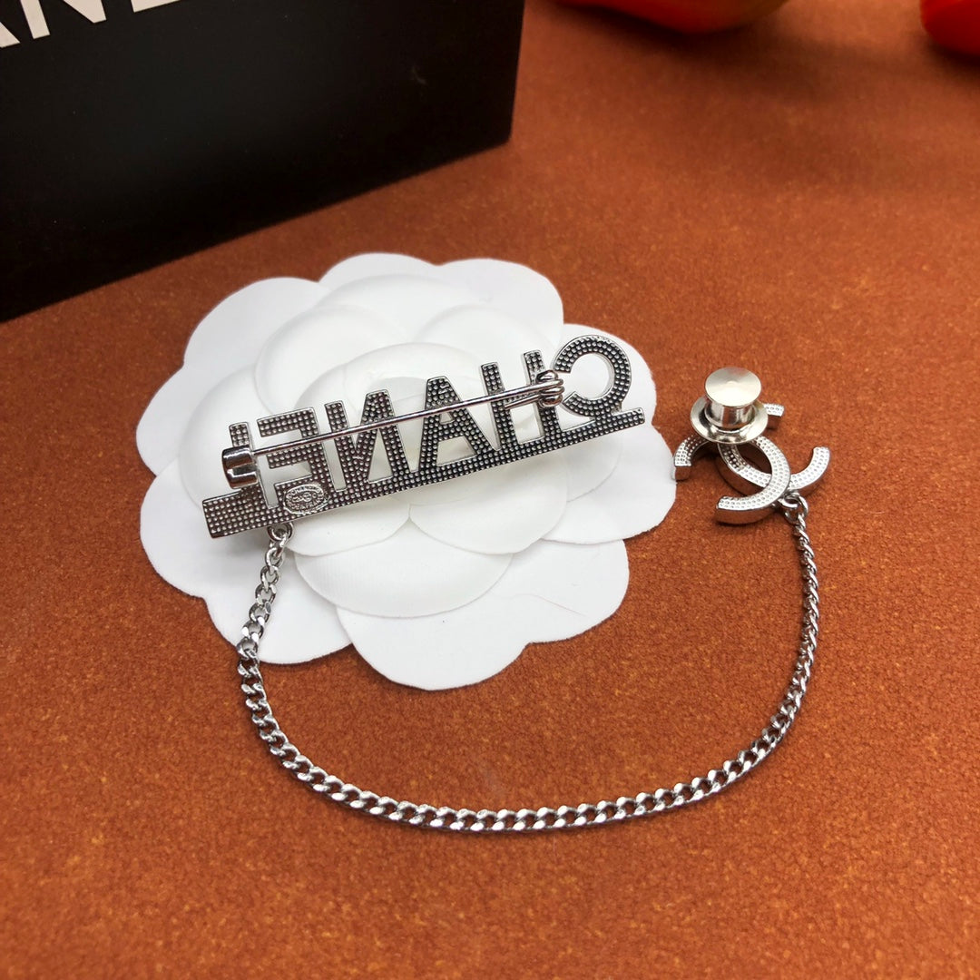 X1Z94C884    Popular Brooch