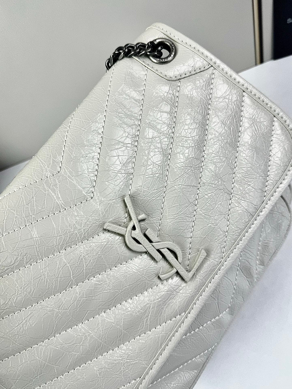 B1R76SL16 Popular leather bag