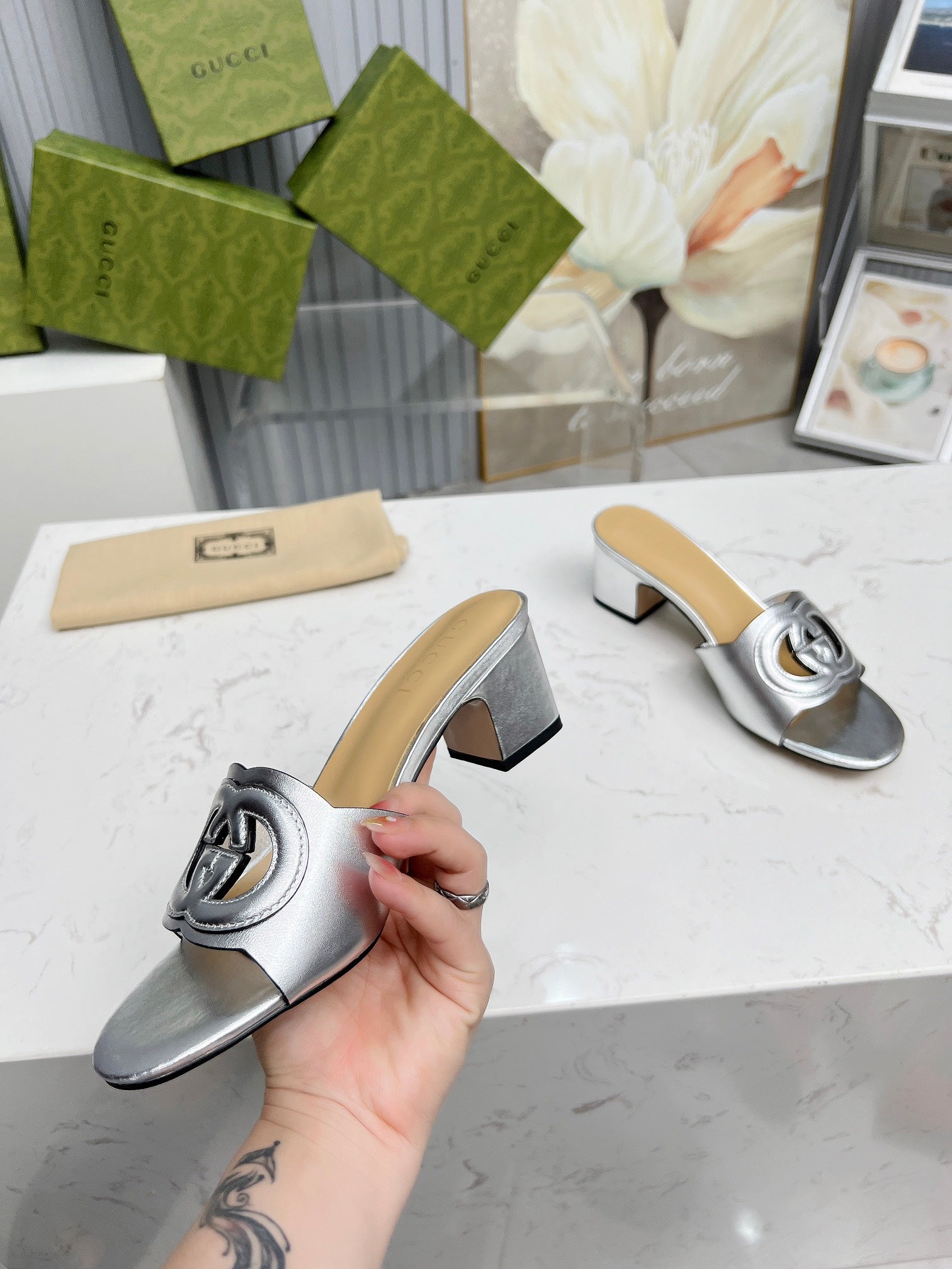 Z2X56B33 Popular high-quality leather Shoes 5.5cm