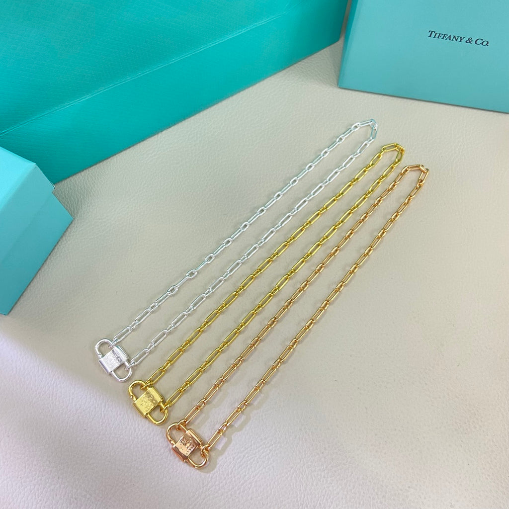 X1Q85T187X Popular Necklace