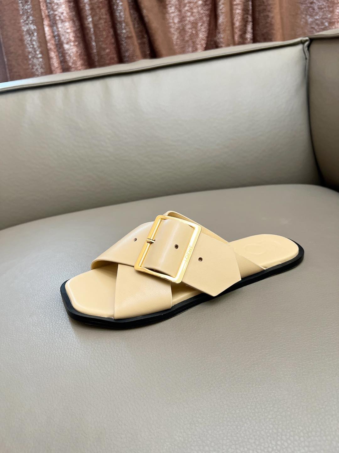 Z2R66A19 Popular high-quality leather shoes