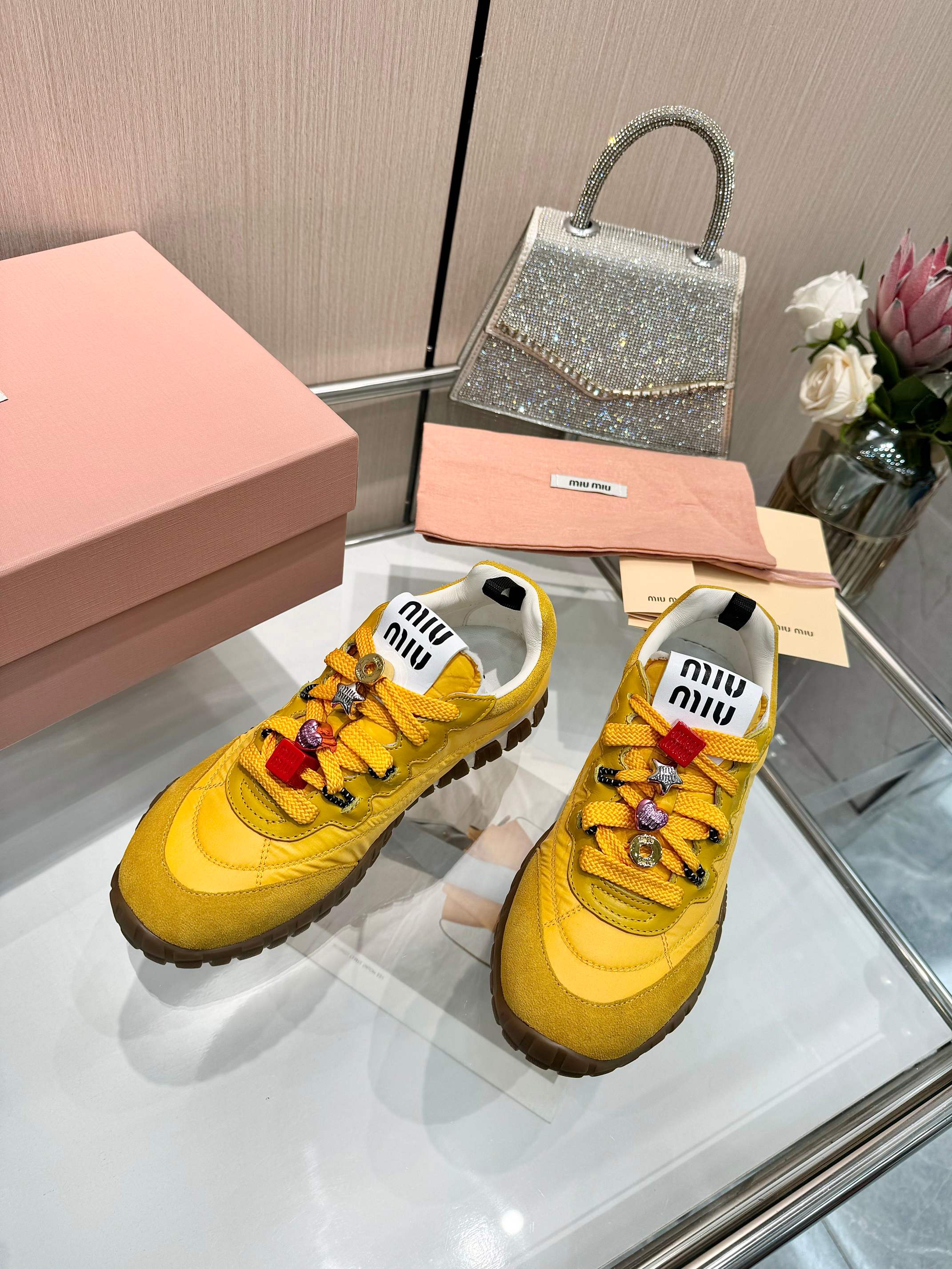Z2Q95A17 Popular high-quality shoes