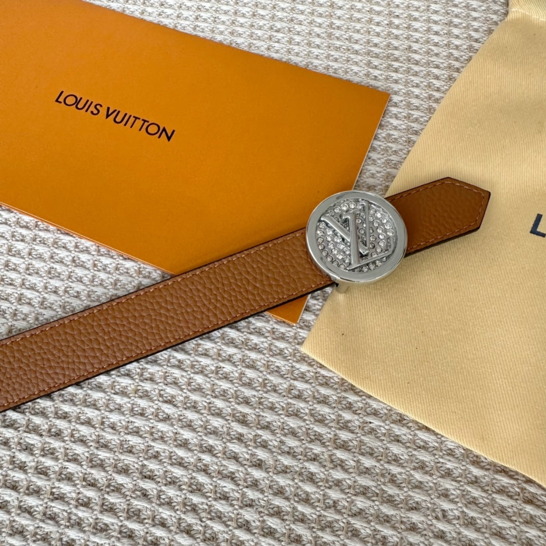 P1Q64E71 Popular  High quality belt With full package