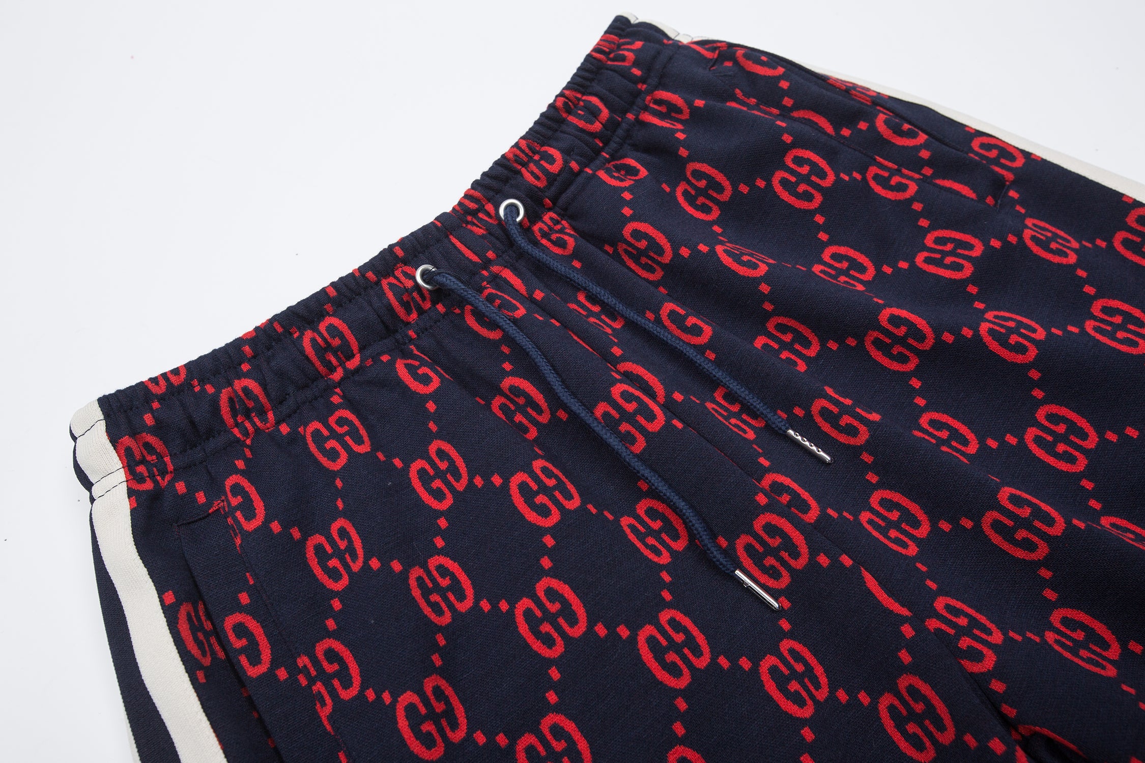 U1R45B47 Popular shorts