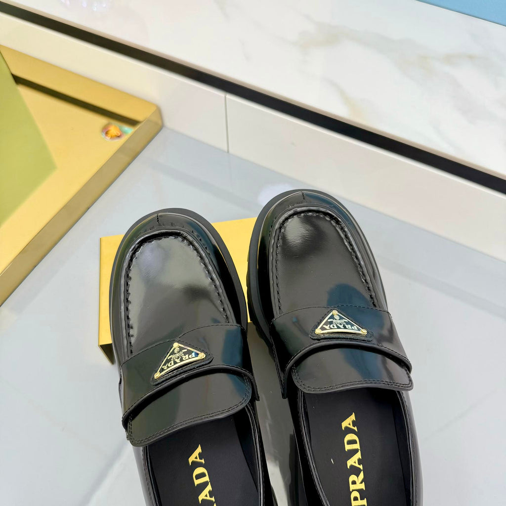 Z2Q105P307 Popular high-quality Shoes