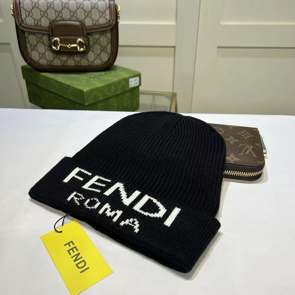 M1R86F47 Popular hats