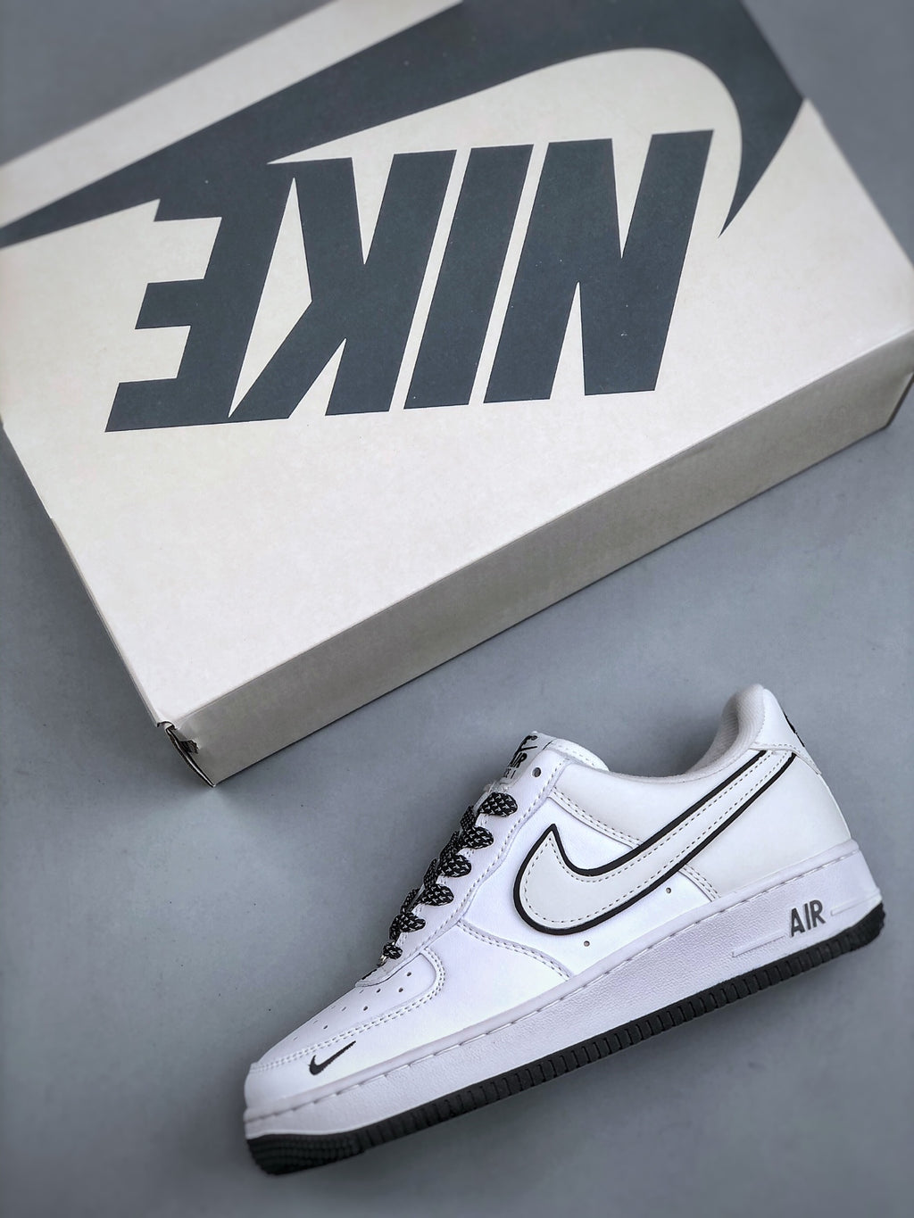 Z4Q95A81 Popular Shoes
