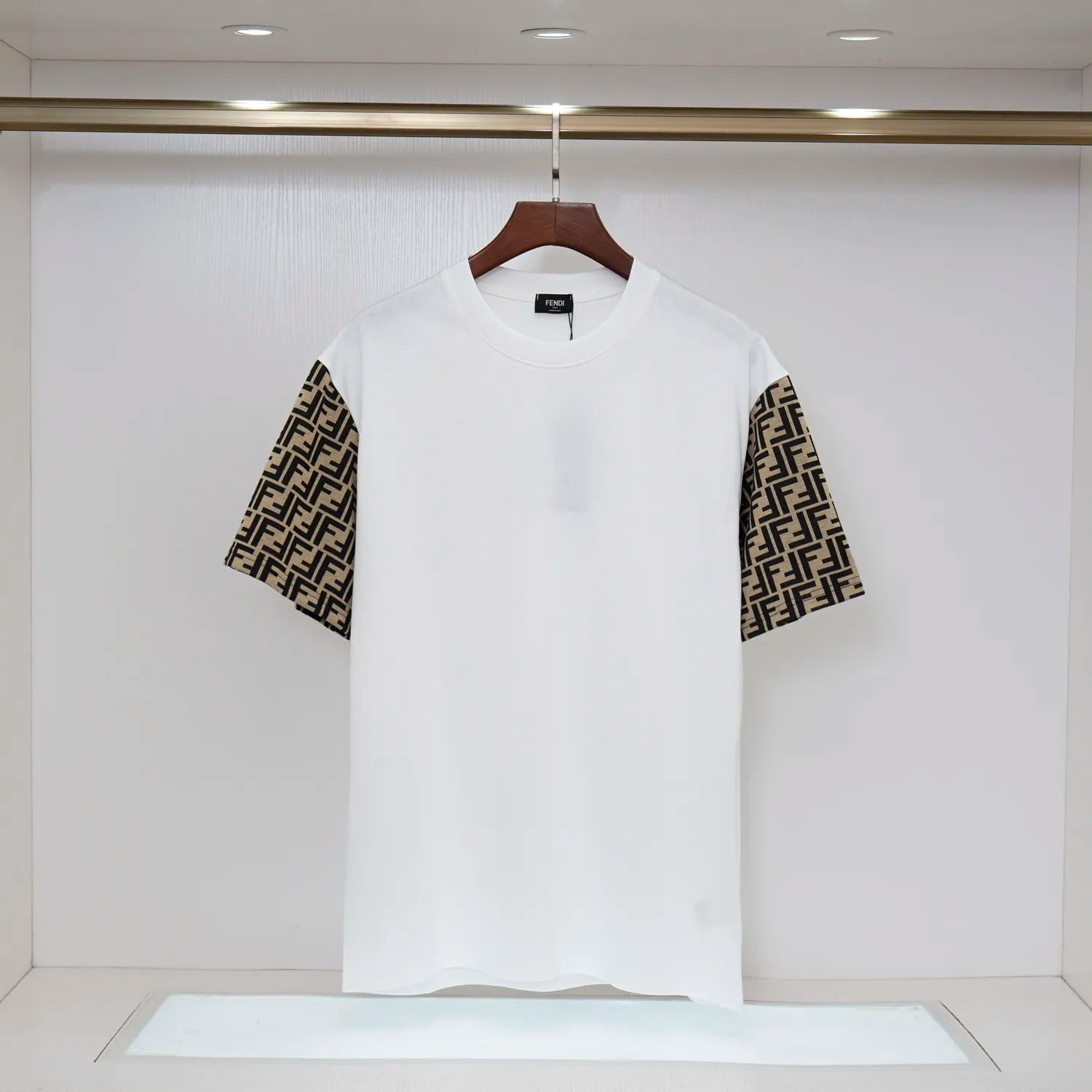 U1P36F124 Popular T-shirts