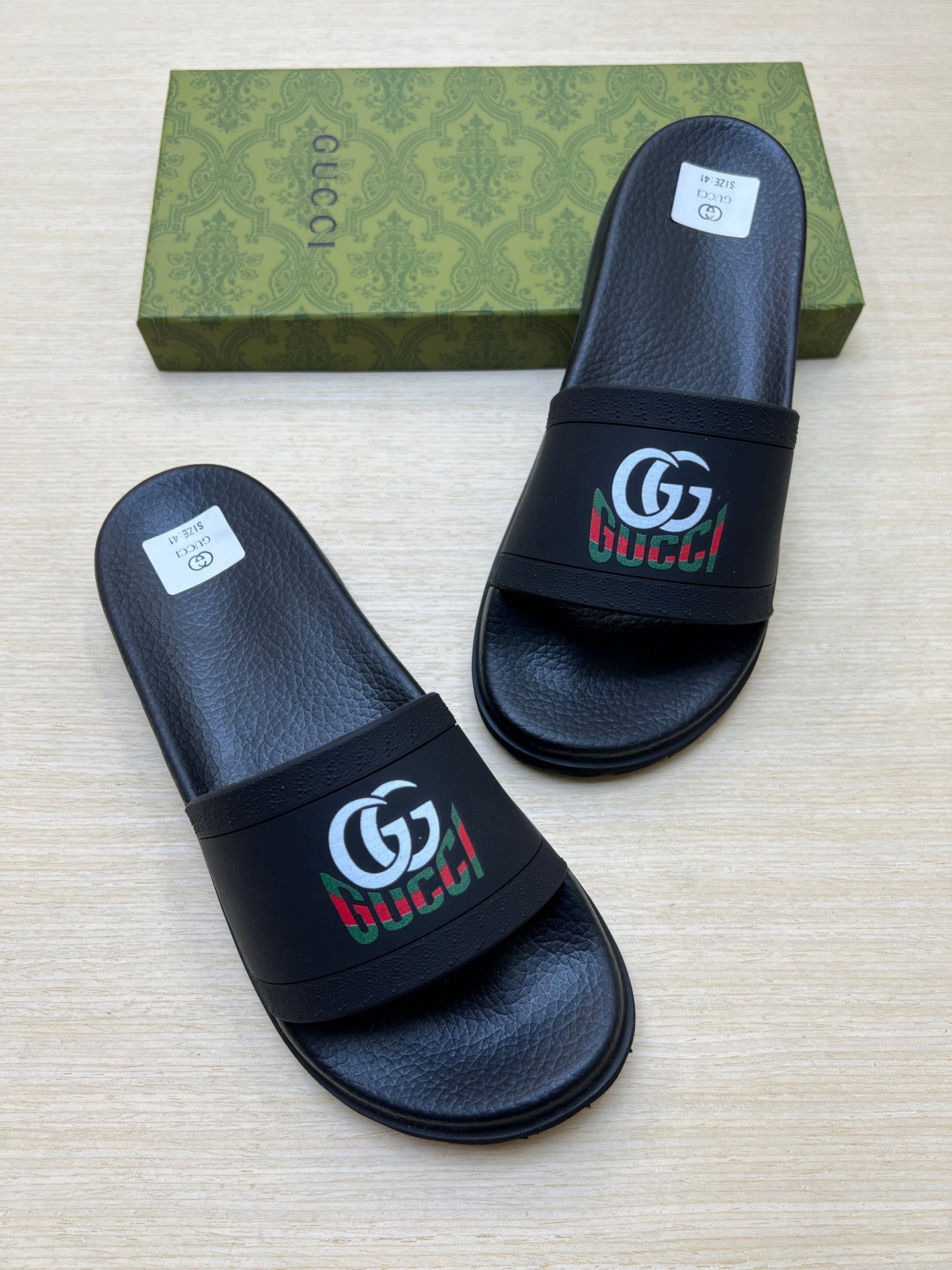 Z5R66B27 Popular Slippers