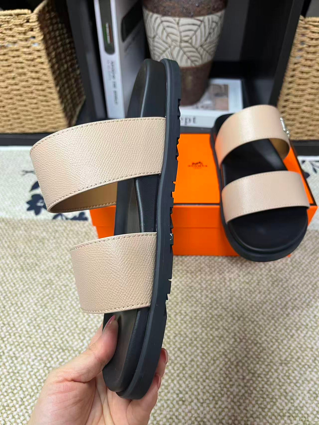 Z2P36H21 Popular high-quality leather Shoes