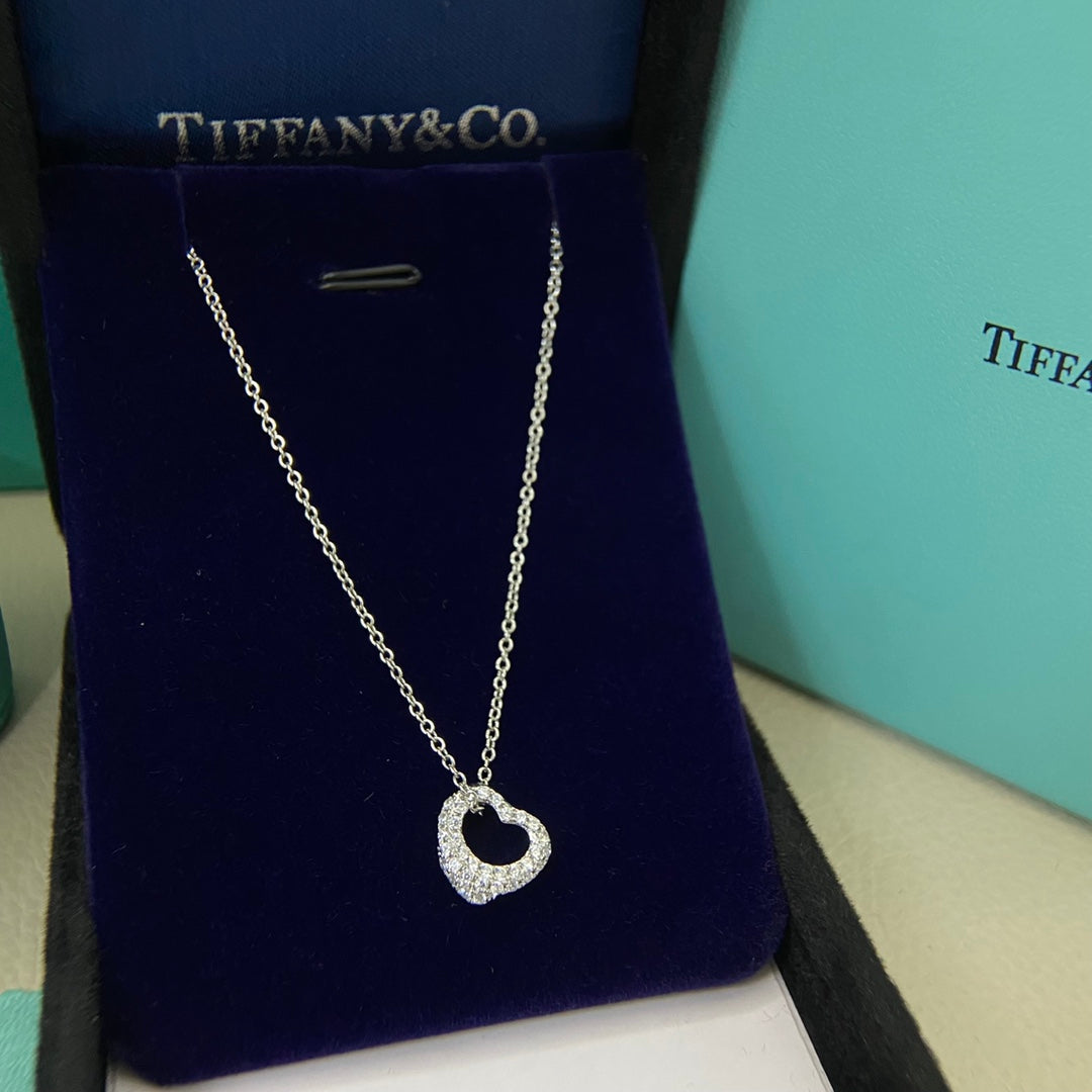 X1Q85T162X Popular Necklace