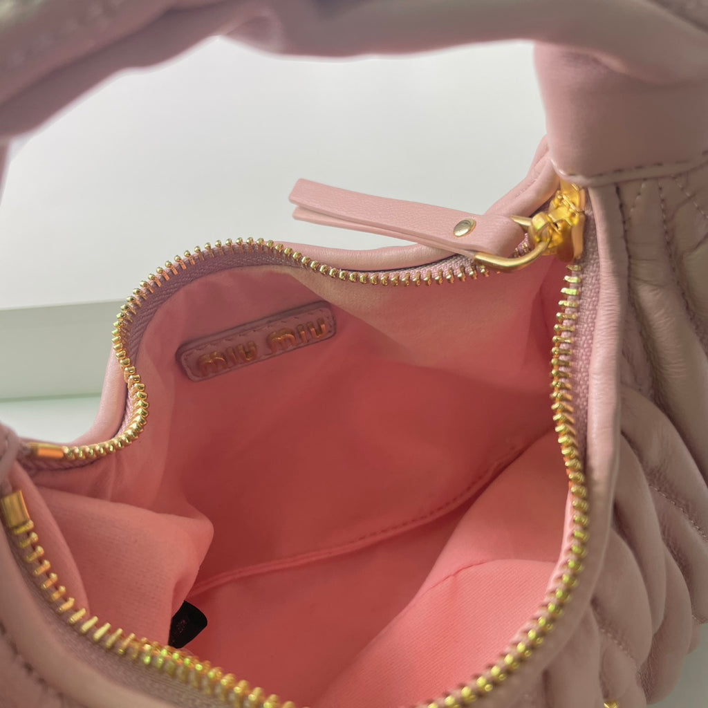 B1P46A116 Popular leather bag