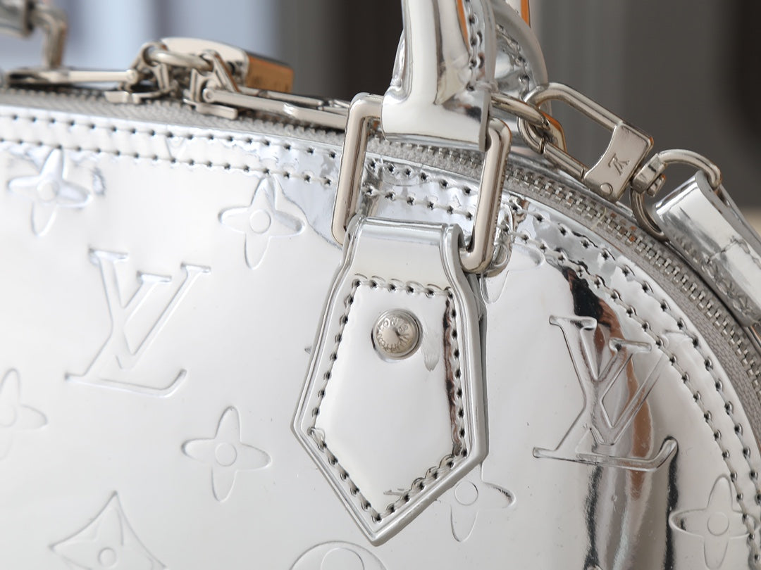 B1P46E96 Popular leather bag