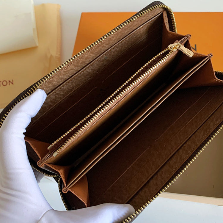 B1P11E03 Popular leather wallets