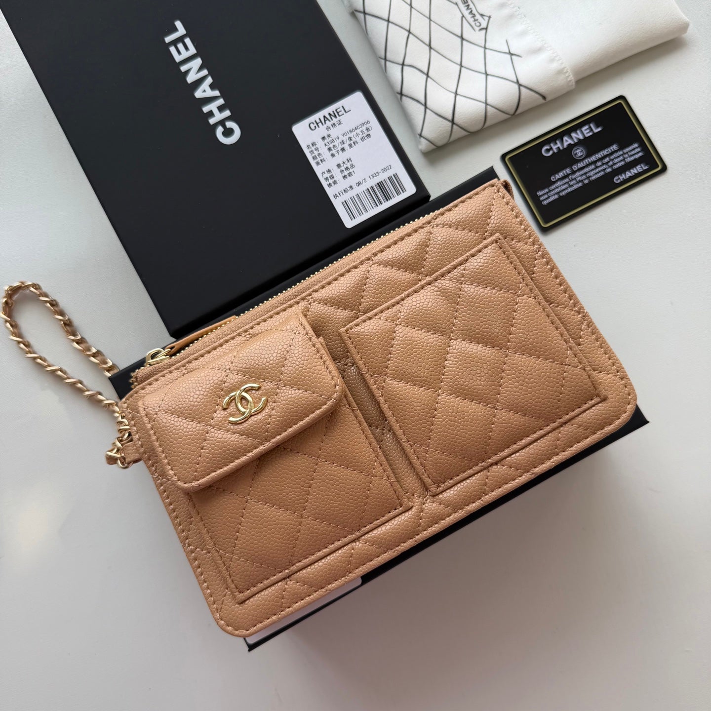 B1P46C23 Popular leather bag