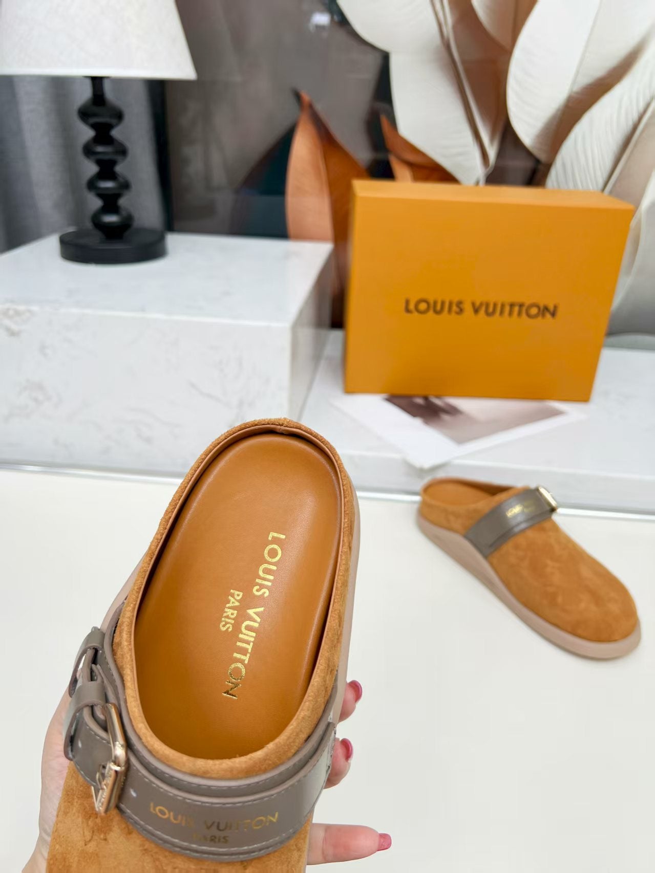 Z2Q105E255 Popular high-quality Shoes