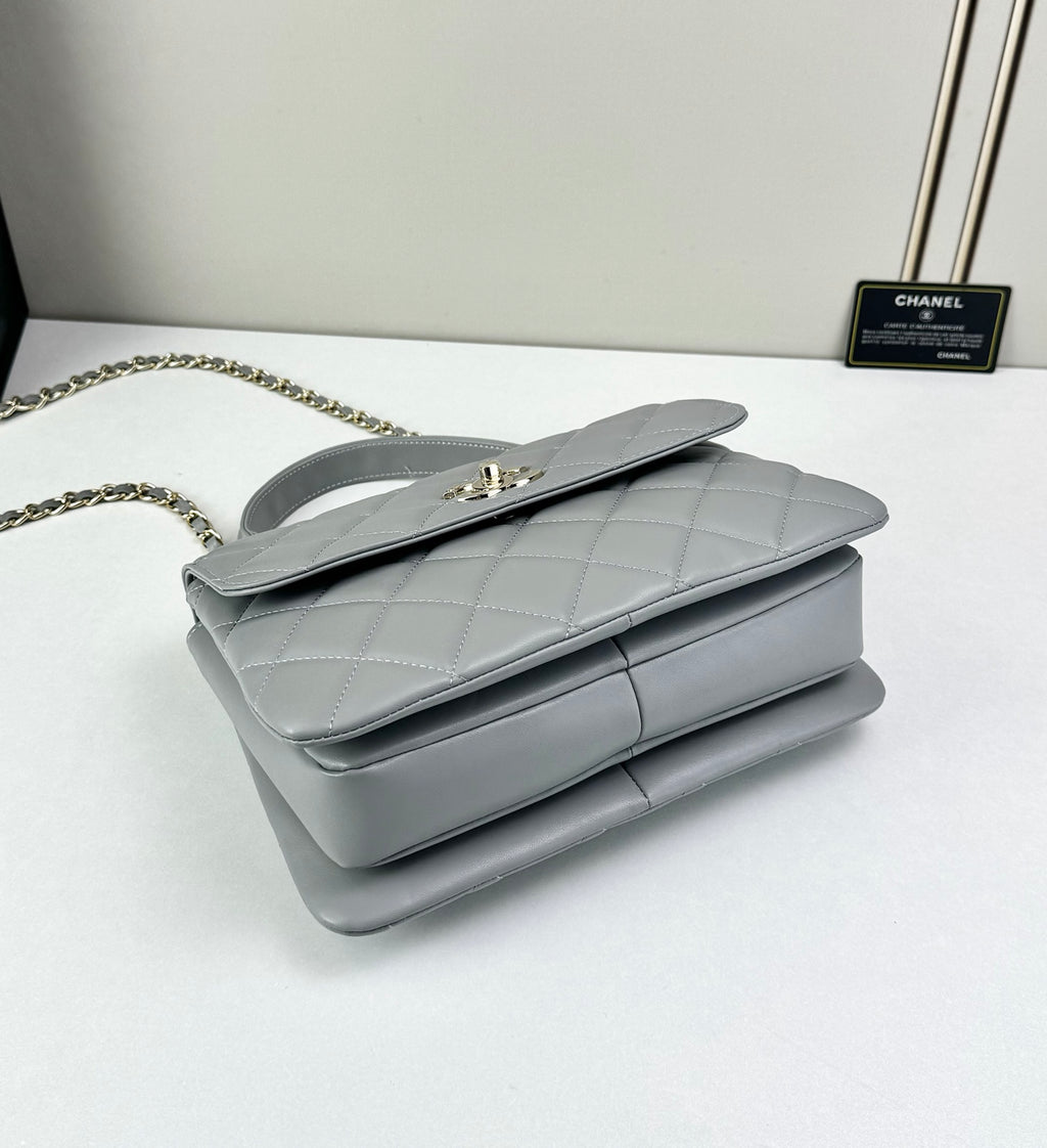 B1X76C7  Popular leather bag