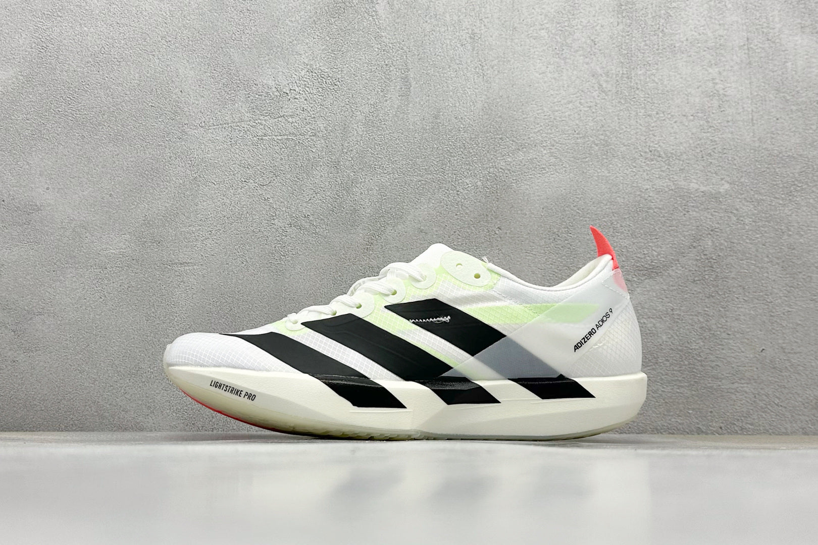 Z4Q95A54  Popular  shoes